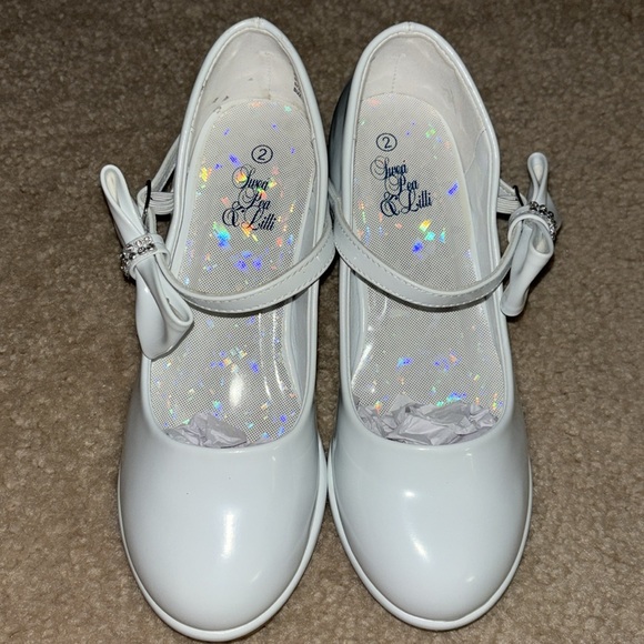 Swea’ Pea & Lilli white heels with socks - Picture 4 of 9